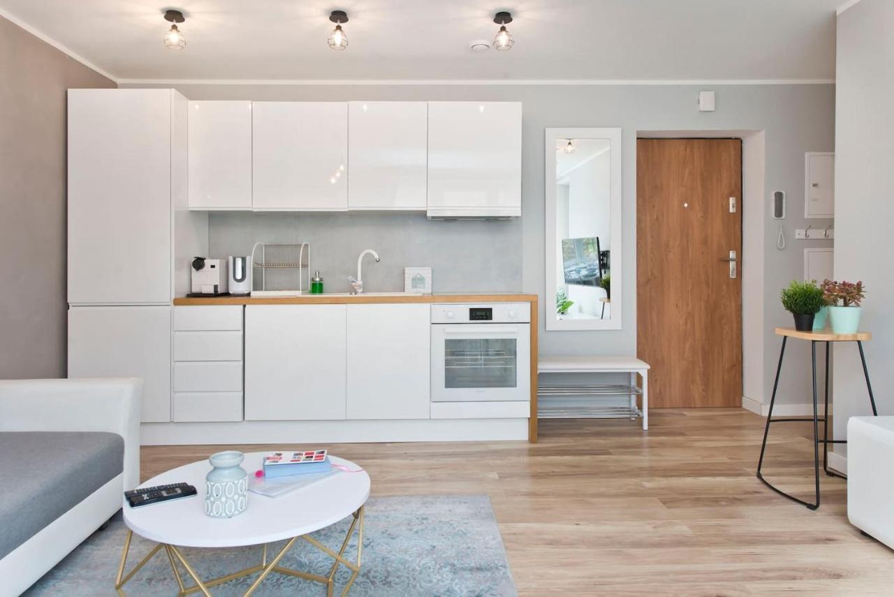 Stay Hip In Vibrant Centrally Located Apartment In Old Town Gdansk Bagian luar foto