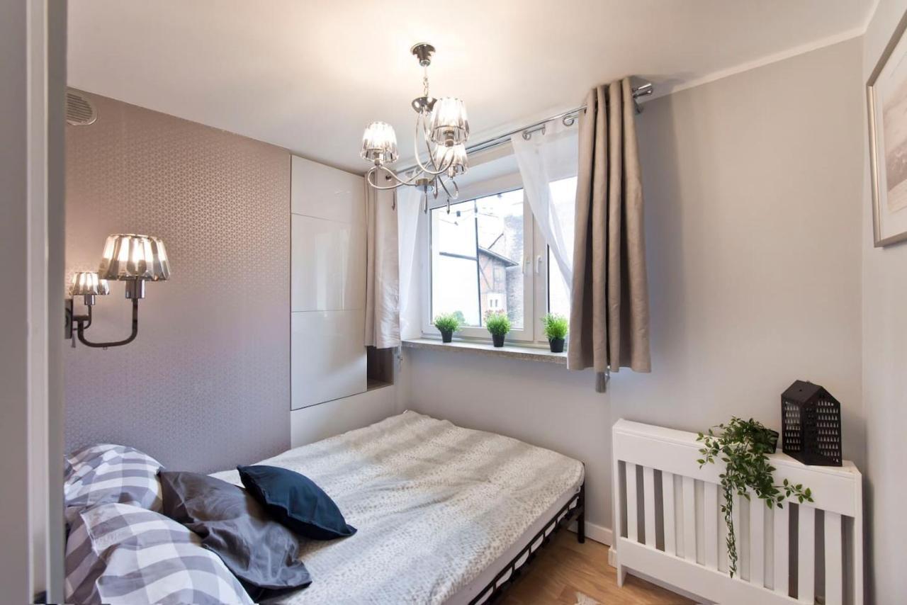 Stay Hip In Vibrant Centrally Located Apartment In Old Town Gdansk Bagian luar foto
